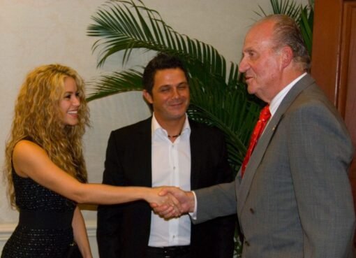 shakira age